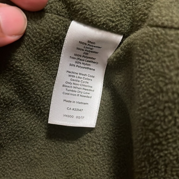 Talbots Women's Medium Green Quilted Zip Vest W/Pockets + Brown and Gold Accents - Picture 15 of 15